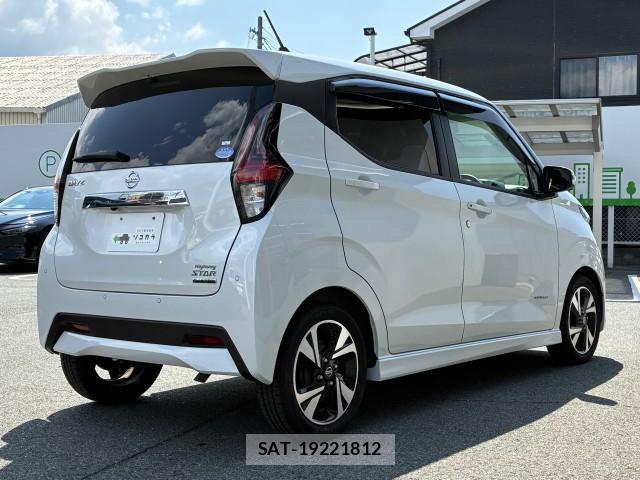 Nissan DAYZ 2020-01 8728360-13
