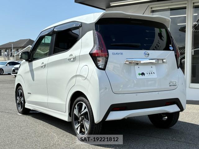 Nissan DAYZ 2020-01 8728360-14