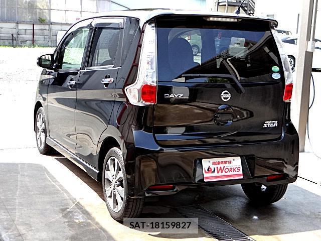 Nissan DAYZ 2013-11 8731289-7
