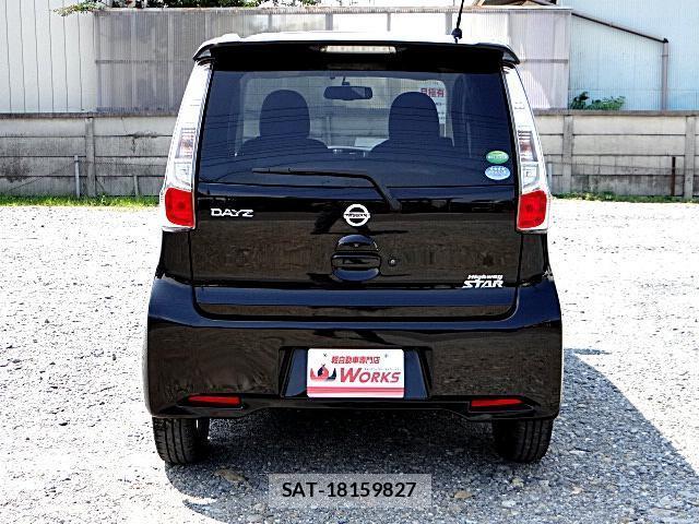 Nissan DAYZ 2013-11 8731289-9