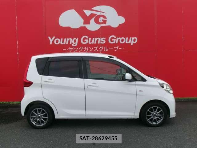 Nissan DAYZ 2013-09 8731444-2