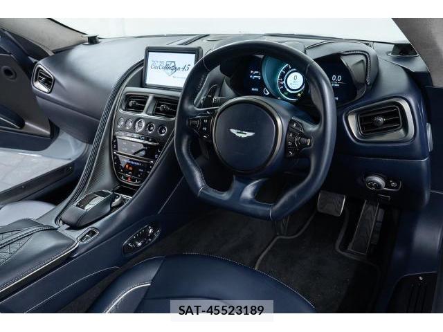 Aston Martin DBS 2020-04 8726842-12