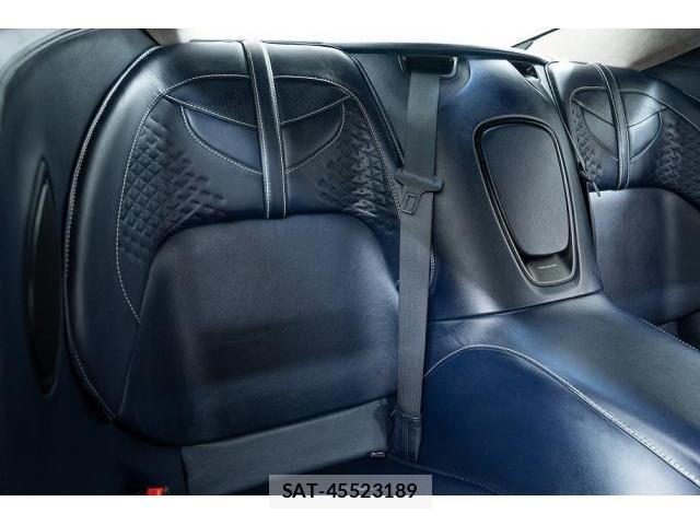 Aston Martin DBS 2020-04 8726842-15