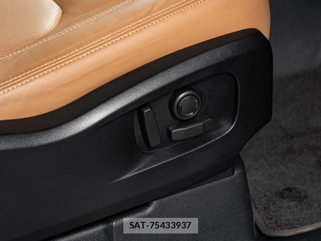 Land Rover DEFENDER 2025-06 8727045-10