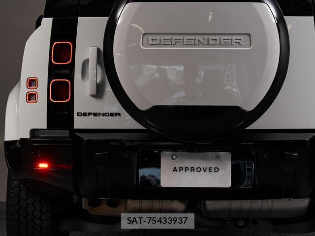 Land Rover DEFENDER 2025-06 8727045-12