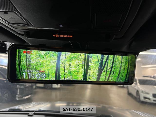 Land Rover DEFENDER 2023-08 8727087-7