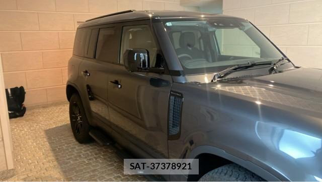 Land Rover DEFENDER 2025-08 8729594-3