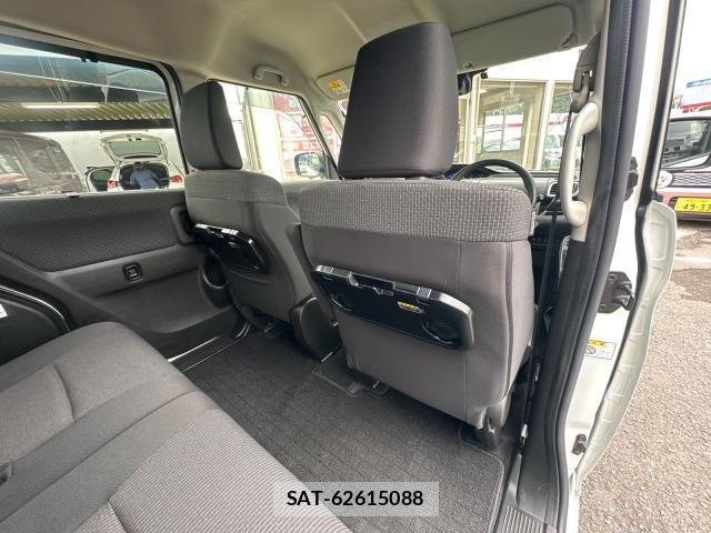 Mitsubishi DELICA 2019-02 8728009-16