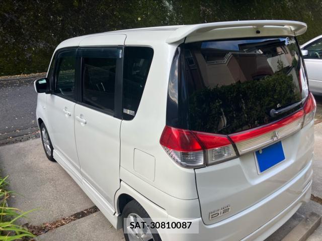 Mitsubishi DELICA 2012-07 8730757-2