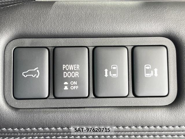 Mitsubishi DELICA 2025-06 8727114-5