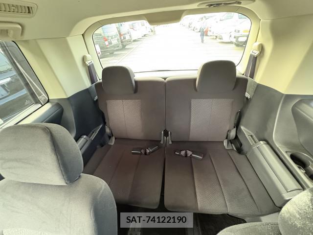 Mitsubishi DELICA 2018-10 8727546-11