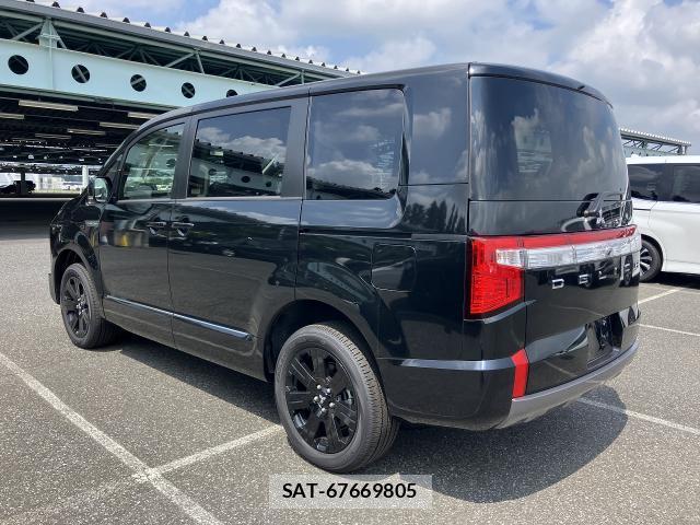 Mitsubishi DELICA 2026-02 8727643-1
