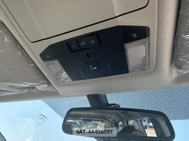 Mitsubishi DELICA 2026-05 8727828-15