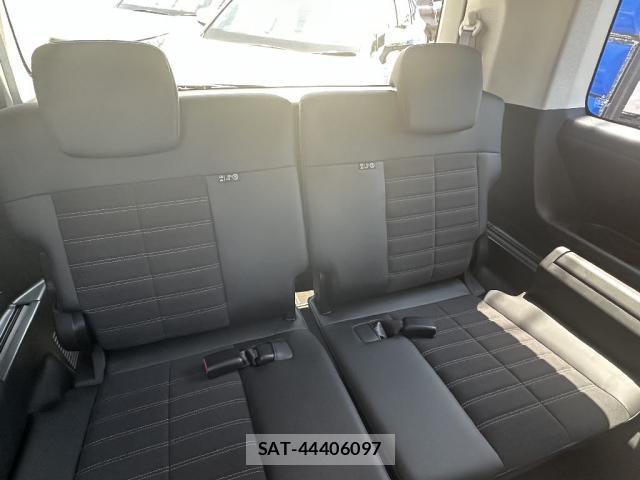 Mitsubishi DELICA 2026-05 8727828-5