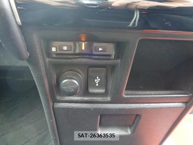 Mitsubishi DELICA 2019-06 8727870-16