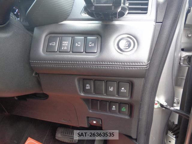 Mitsubishi DELICA 2019-06 8727870-18