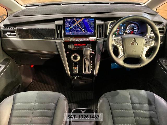 Mitsubishi DELICA 2024-12 8728053-1