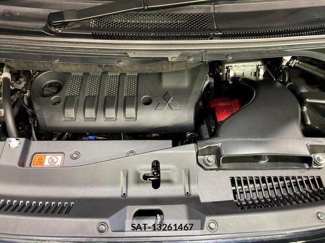 Mitsubishi DELICA 2024-12 8728053-17