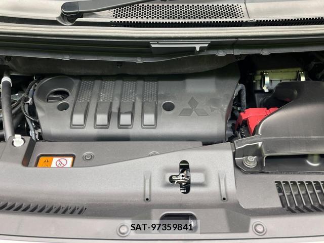 Mitsubishi DELICA 2025-06 8728422-18