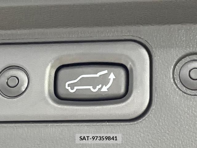 Mitsubishi DELICA 2025-06 8728422-6
