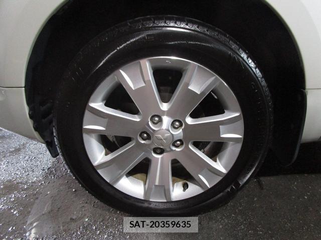 Mitsubishi DELICA 2015-08 8728627-1
