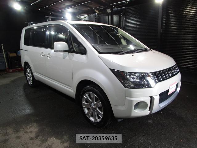 Mitsubishi DELICA 2015-08 8728627-10