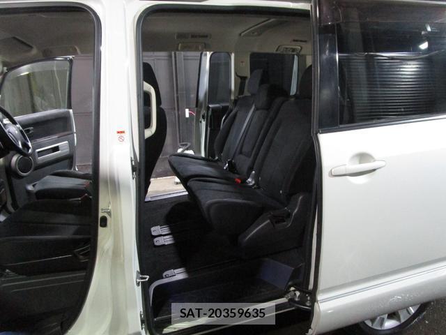 Mitsubishi DELICA 2015-08 8728627-15