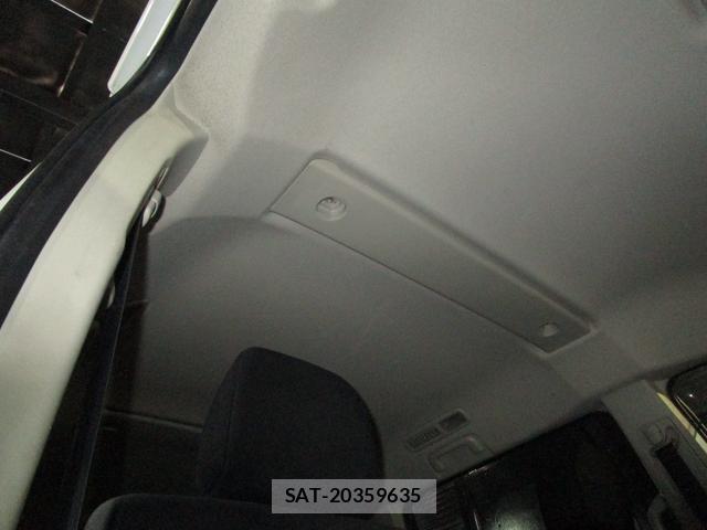 Mitsubishi DELICA 2015-08 8728627-17