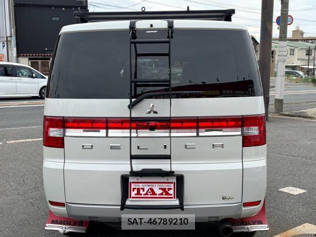 Mitsubishi DELICA 2017-11 8728881-17