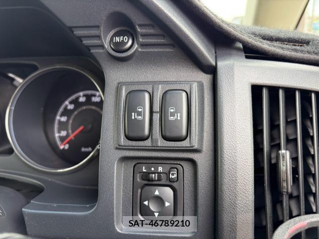 Mitsubishi DELICA 2017-11 8728881-8