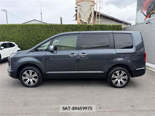Mitsubishi DELICA 2024-02 8728982-2