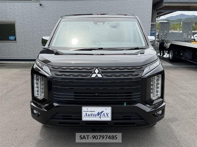 Mitsubishi DELICA 2024-02 8728983-4