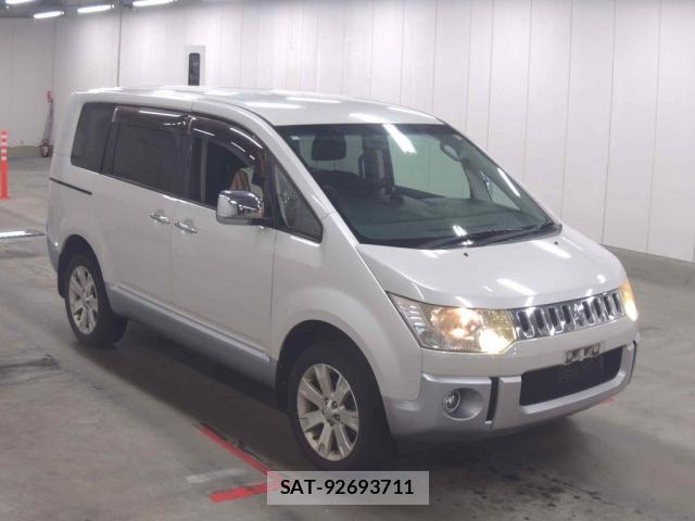 Mitsubishi DELICA 2012-07 8729161-0