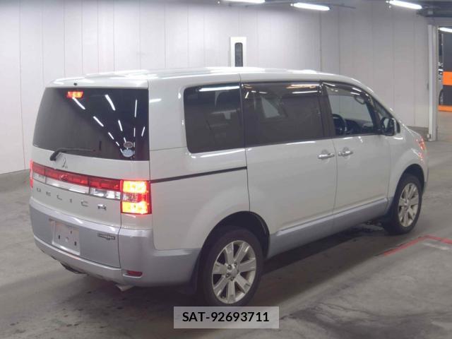 Mitsubishi DELICA 2012-07 8729161-1