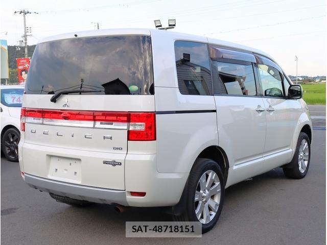 Mitsubishi DELICA 2016-03 8729530-9