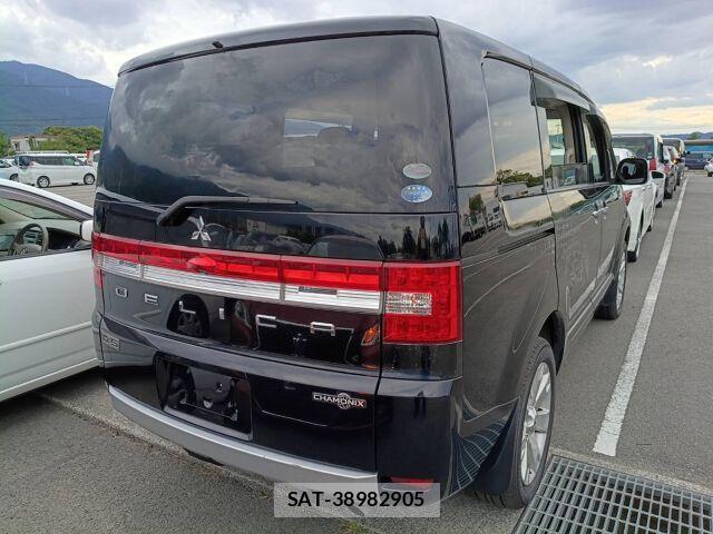 Mitsubishi DELICA 2009-04 8730490-4