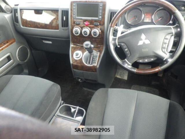 Mitsubishi DELICA 2009-04 8730490-5
