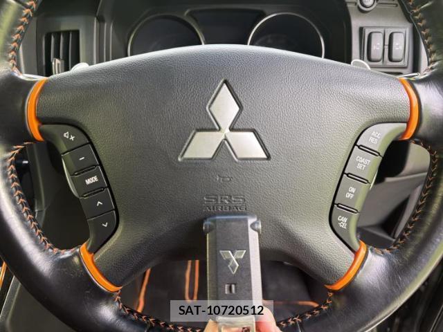 Mitsubishi DELICA 2017-08 8731299-13