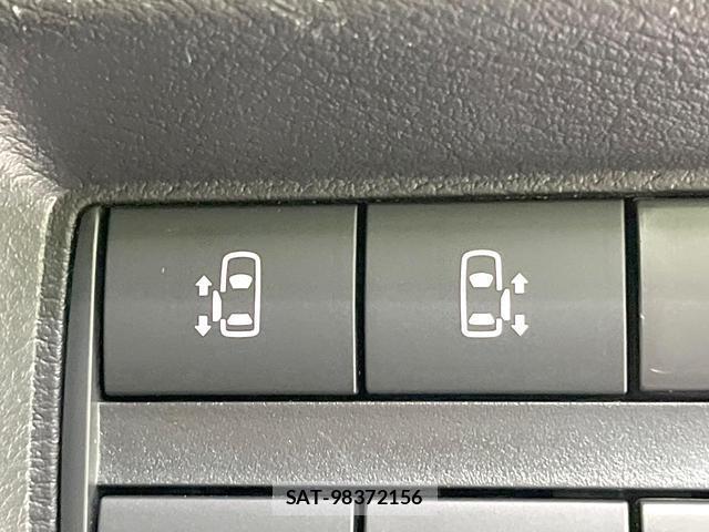 Mitsubishi DELICA MINI 2024-10 8727052-3