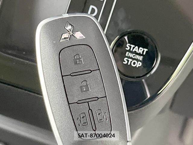 Mitsubishi DELICA MINI 2025-11 8727562-6