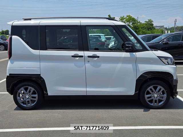 Mitsubishi DELICA MINI 2025-08 8731349-17
