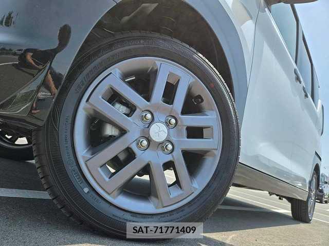 Mitsubishi DELICA MINI 2025-08 8731349-18