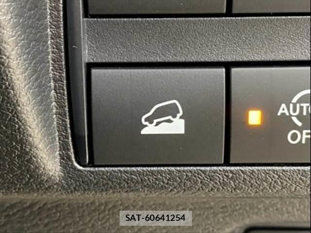 Mitsubishi DELICA MINI 2025-08 8731372-6