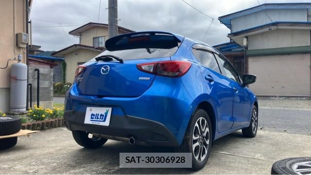 Mazda DEMIO 2015-02 8729580-12