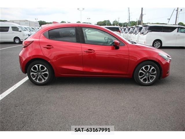 Mazda DEMIO 2016-02 8729825-10