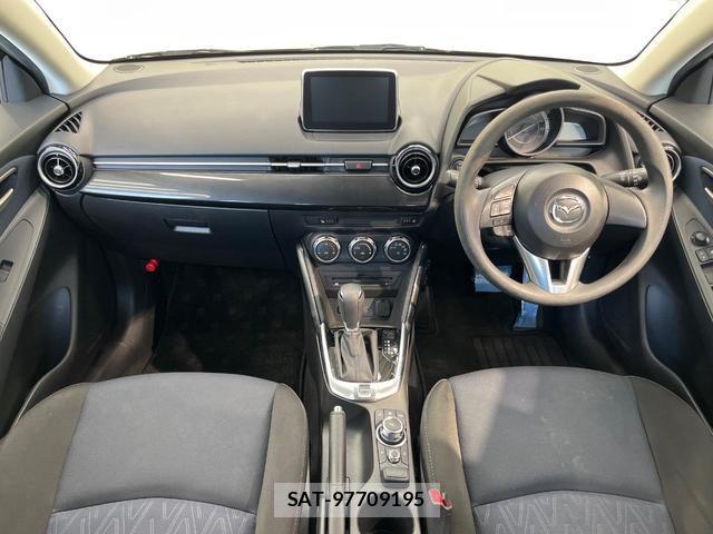 Mazda DEMIO 2016-02 8730845-1