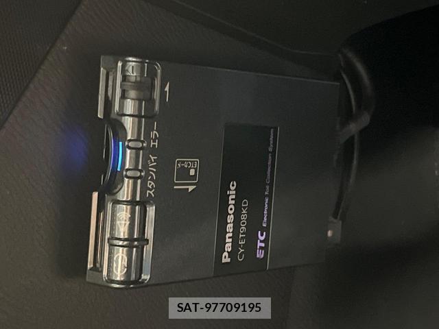 Mazda DEMIO 2016-02 8730845-6