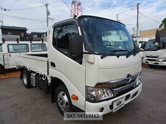 Hino DUTRO 2023-09 8726445-11