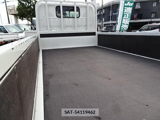 Hino DUTRO 2023-09 8726445-6