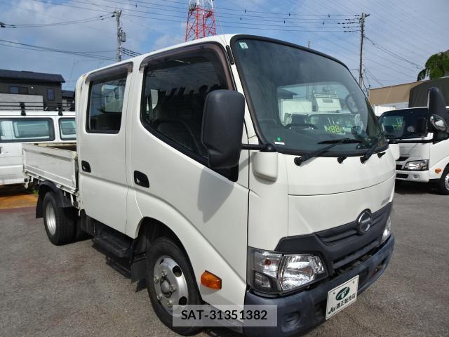 Hino DUTRO 2019-05 8726446-11